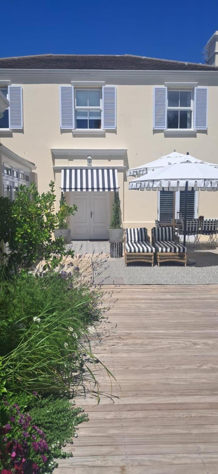 Eyton Elegance Villa *